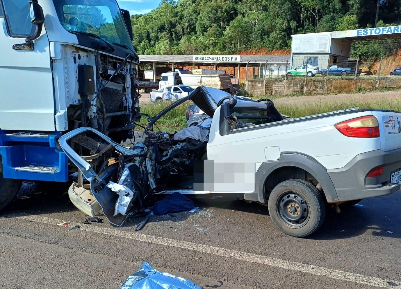 Jovem morre após grave acidente na BR-282