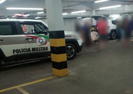 Masculino de 43 anos de idade é morto a tiros no estacionamento de Supermercado em São Lourenço do Oeste SC