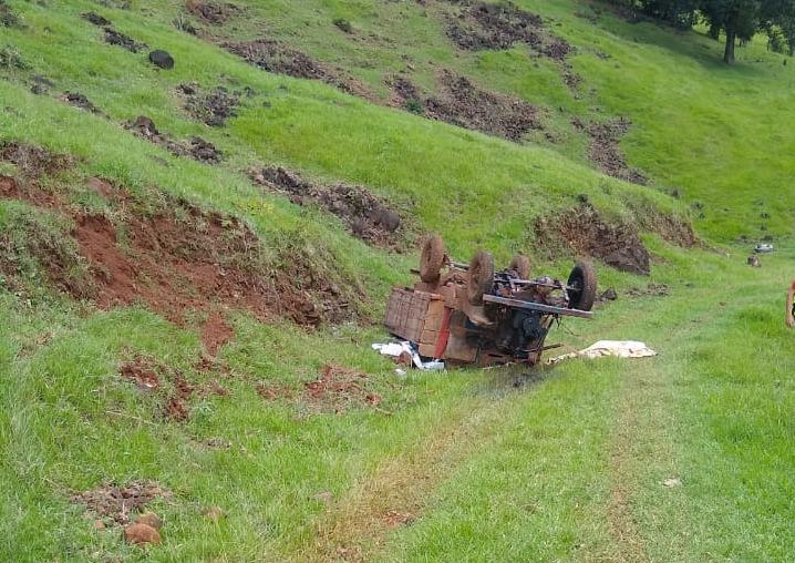 Mulher de 27 anos perde a vida em acidente com carretinha agrícola no interior de Nova Itaberaba/SC