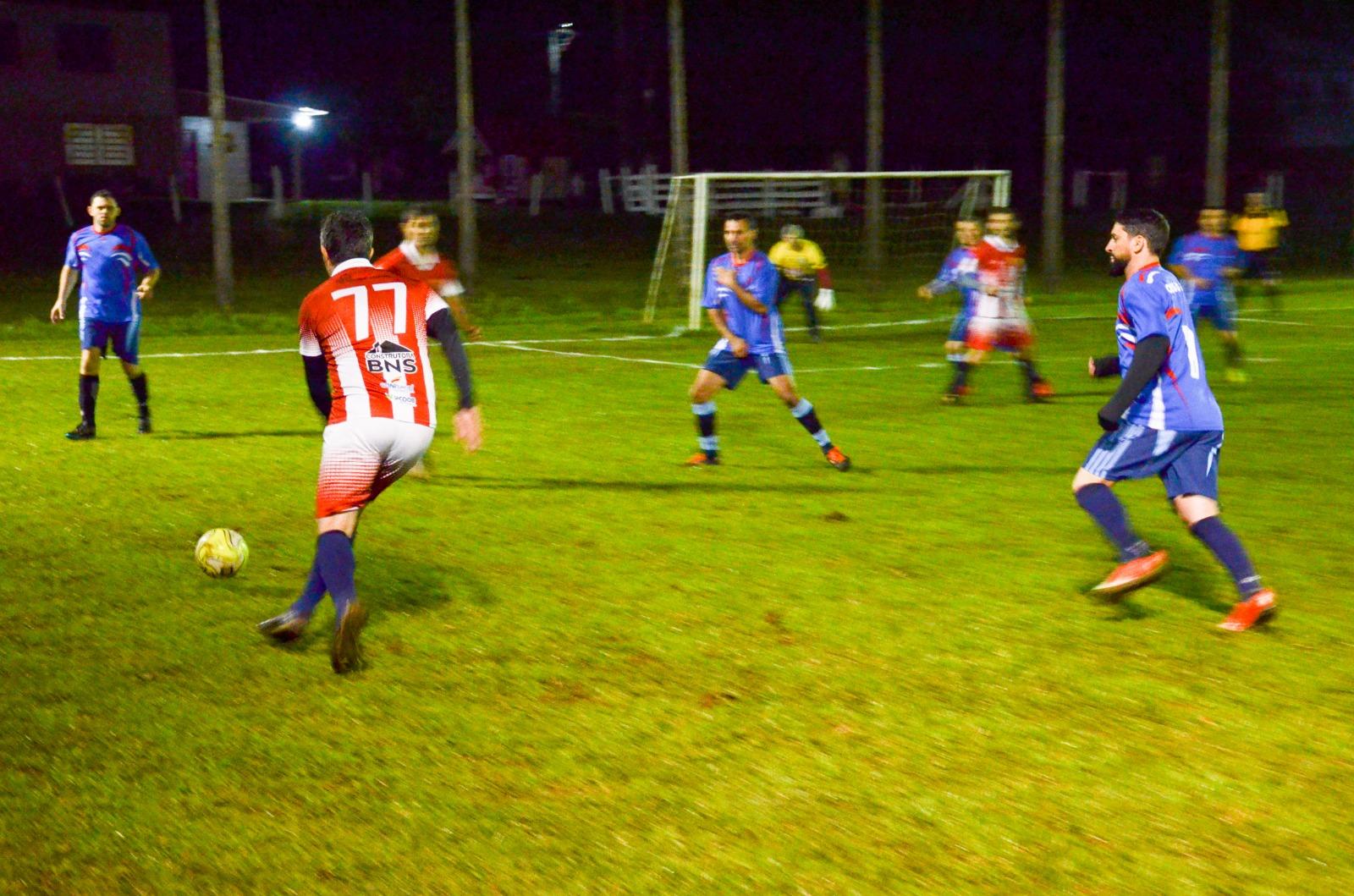 Municipal de Futebol Suíço tem a primeira Final Sênior