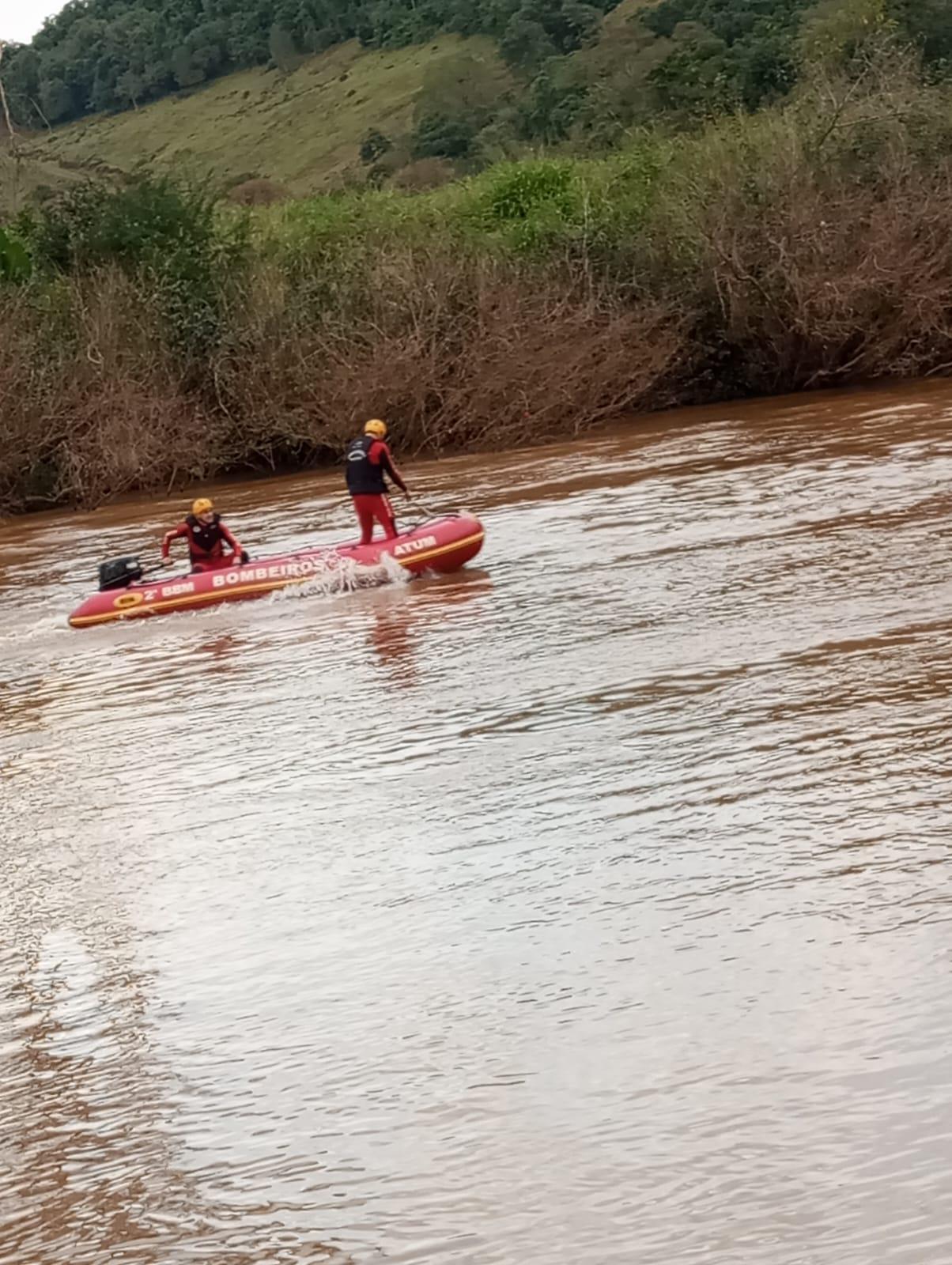 Homem desaparecido em rio no município de Águas Frias é encontrado morto pelos Bombeiros