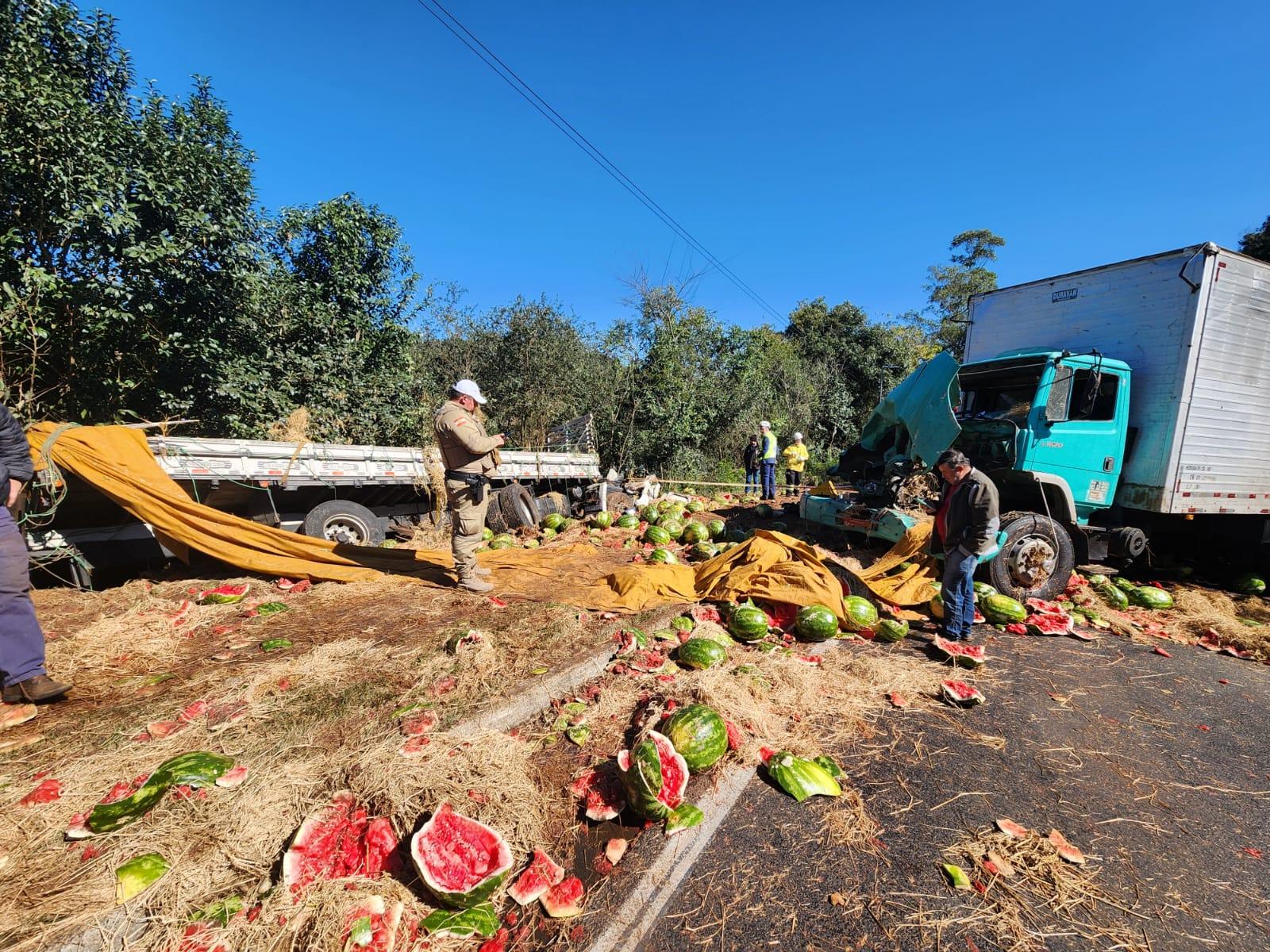 Acidente envolvendo 5 veículos na SC-157 em Formosa do Sul/SC