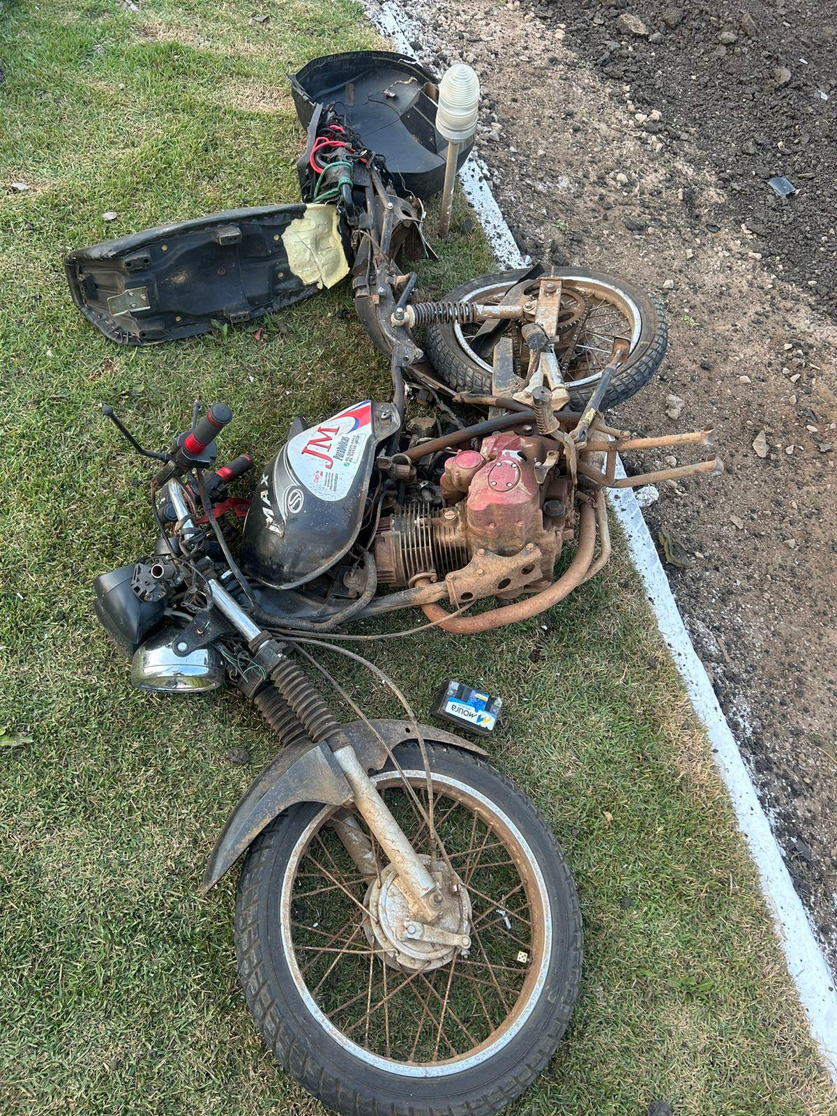 Menina de 13 morre em colisão entre carro e moto em Abelardo Luz/SC